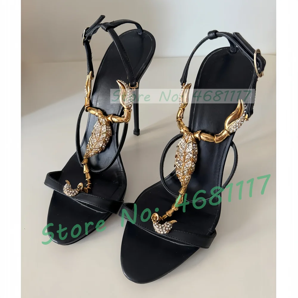 Sandal Kulit Hitam dengan Akse - Crossfit Lady ulasan dan harga