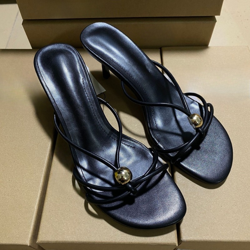 Sandal Musim Panas Wanita Desa - Crossfit Lady ulasan dan harga